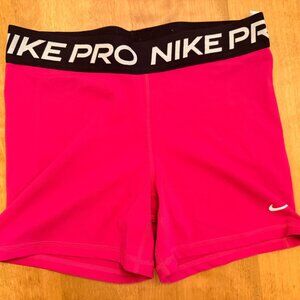Nike Pro Women's 3" Dri-Fit Shorts in Fireberry Pink Size Large Yoga Biking EUC